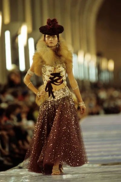 Look 36